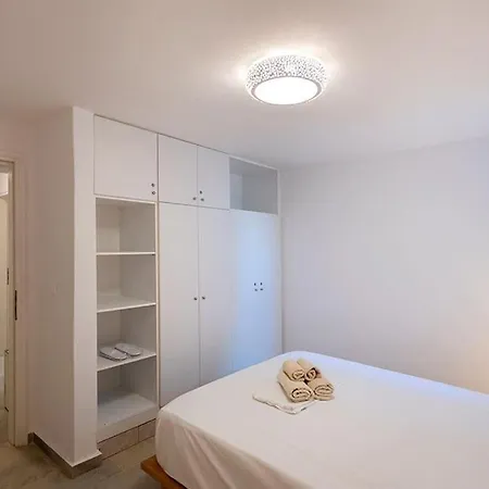 Beachside House In בית נופש *